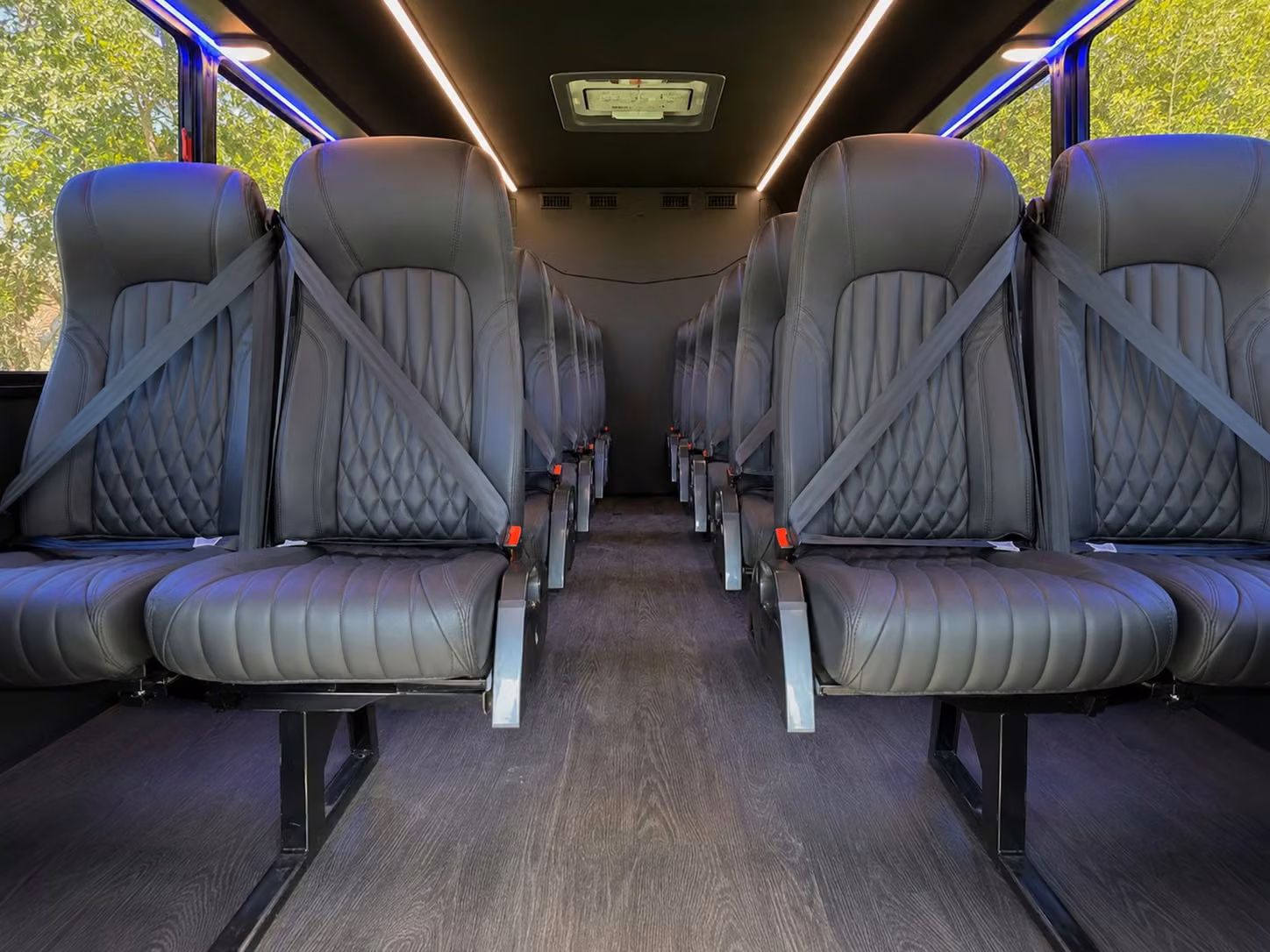 book a minibus or charter bus to sacramento kings and river cats games from vallejo